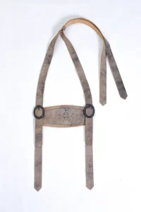 suspenders